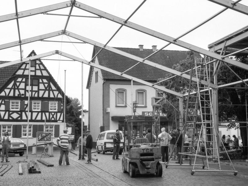 zeltaufbau-001