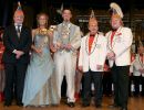 01gala_037