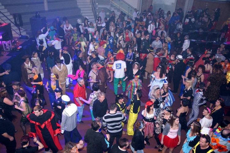 party-014