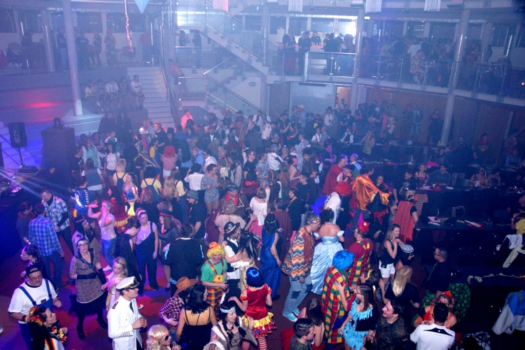 party-022