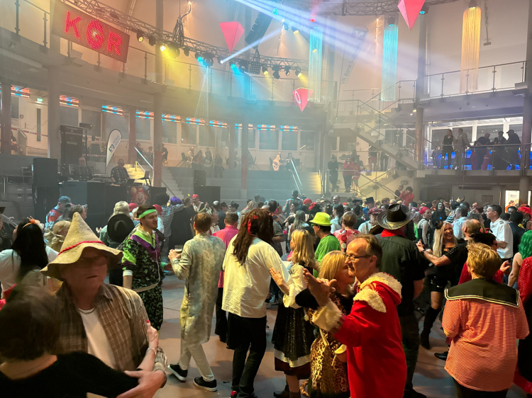 faschingsparty25-017